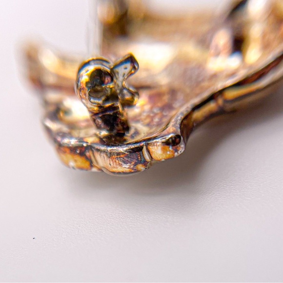 Vintage Monet Signed Silver Toned & Enamel Dove/Bird Pin/Brooch with Rhinestones - Picture 4 of 6